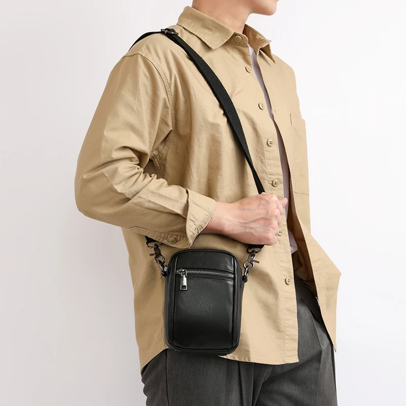 原创日系小包男款真皮单肩包休闲头层牛皮斜挎包轻便迷你手机包潮