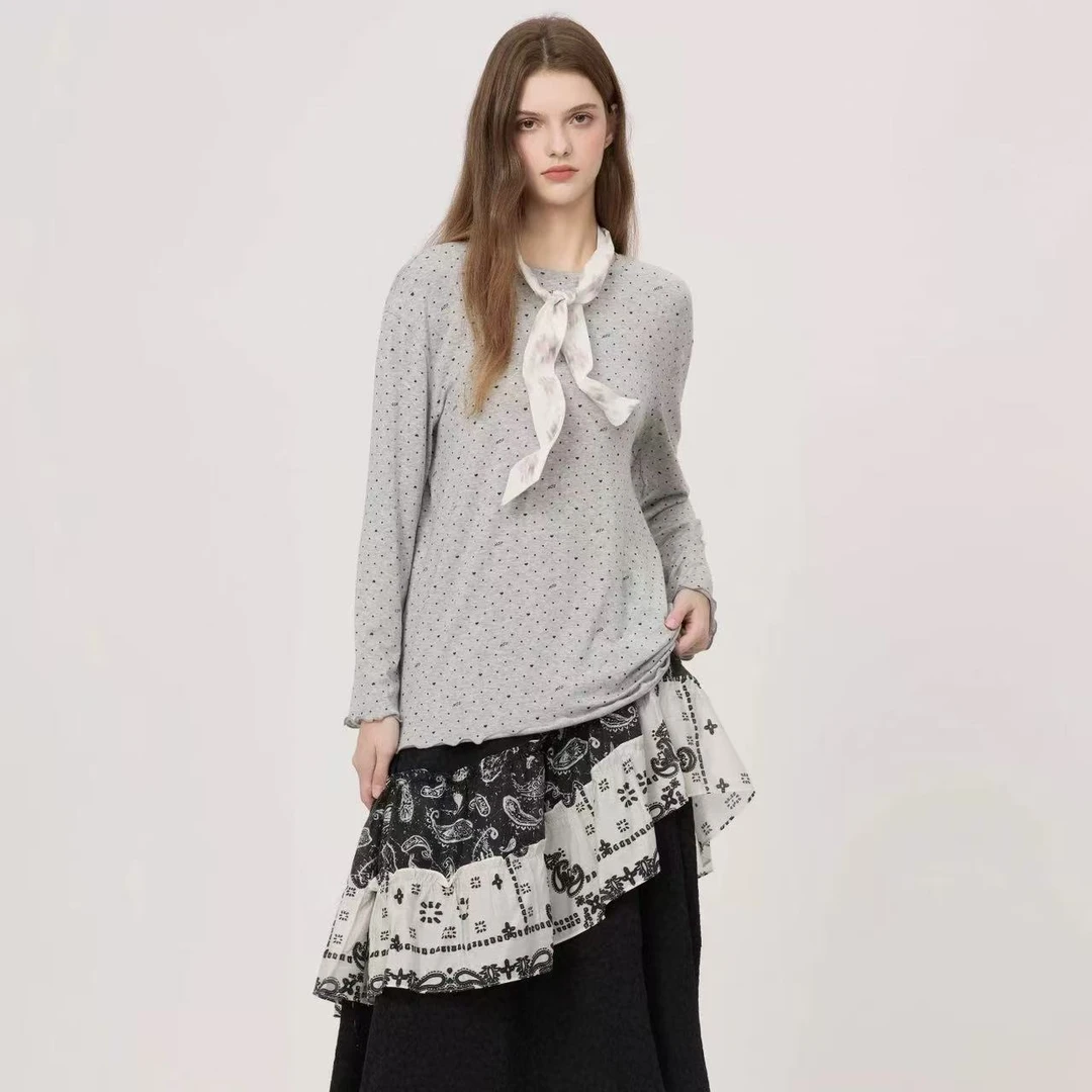 Mto Quinn  气质百搭时尚字母logo波点圆领打底衫599