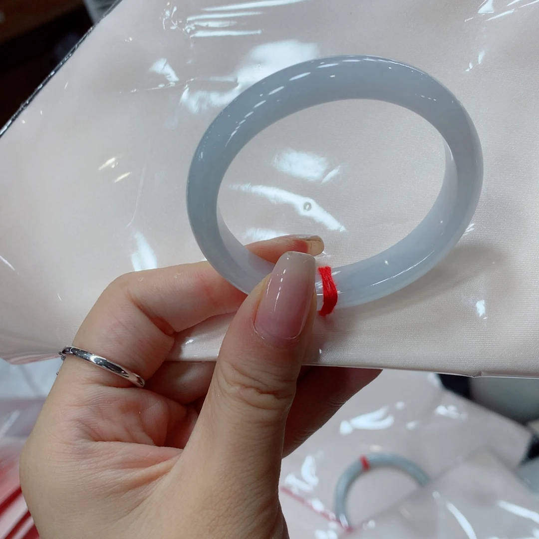 翡翠手镯未镶嵌买断