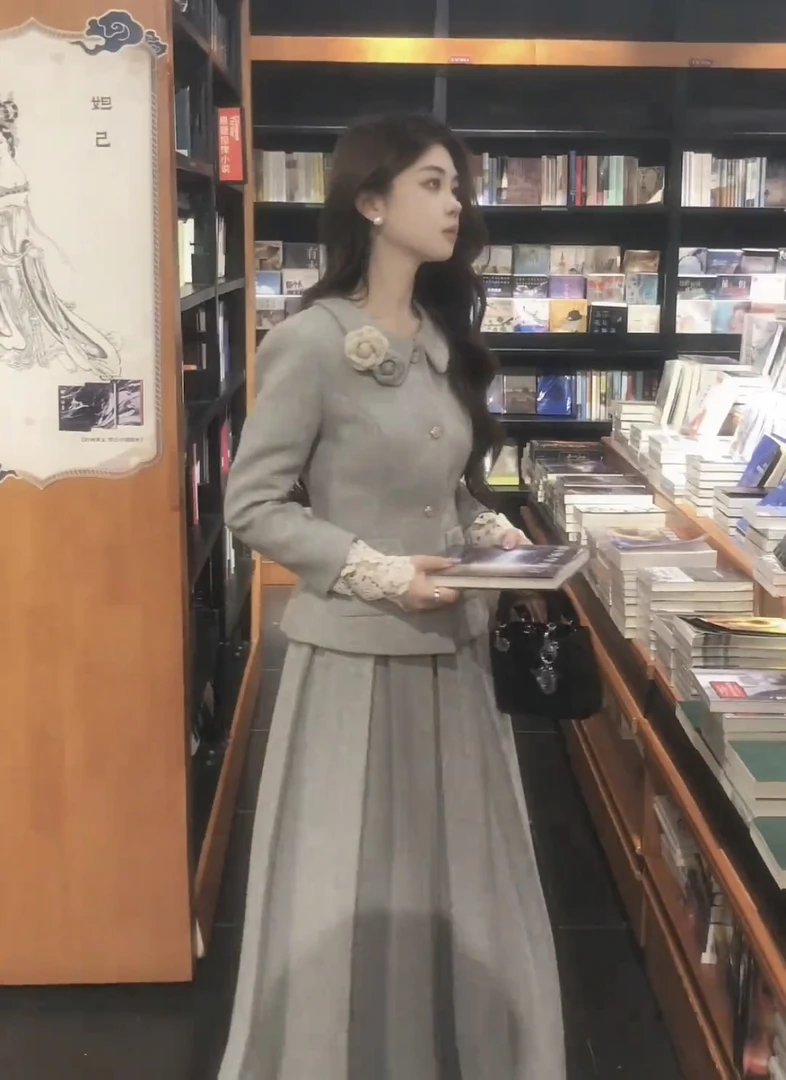 2024冬季气质两件套灰色高级感呢子外套高腰百褶长裙小香风套装女