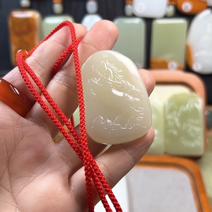 侯***N玉昆仑山脉方解玉石