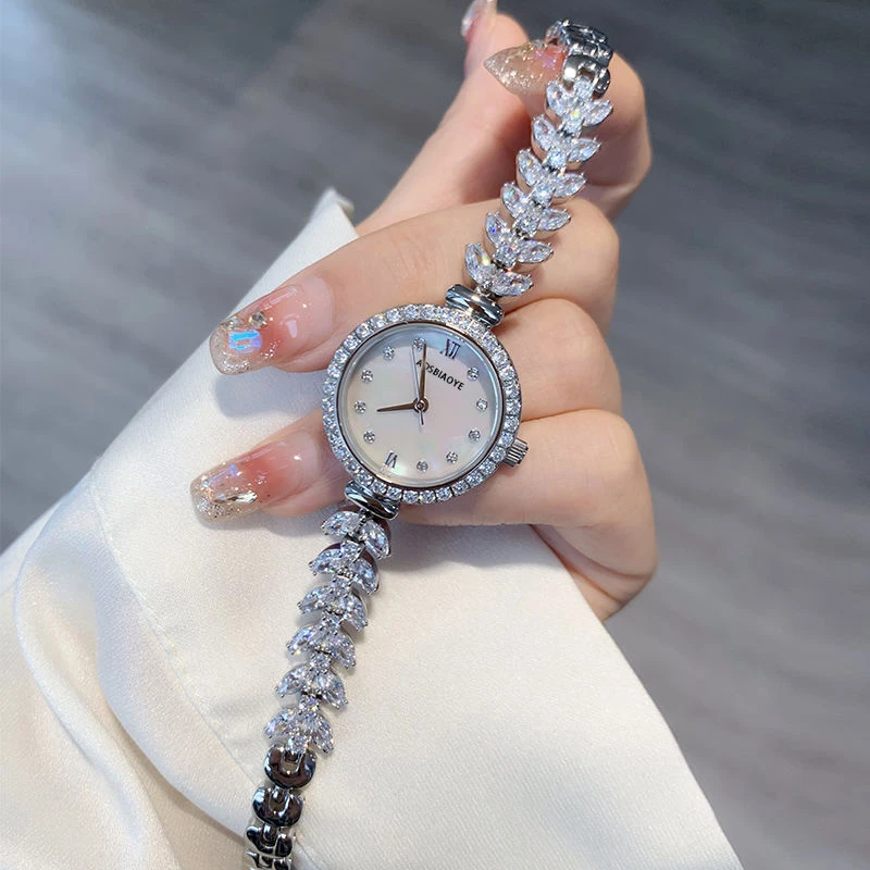 正品精致美人鱼手表女款时尚轻奢女表镶钻手链表网红新款小众腕表