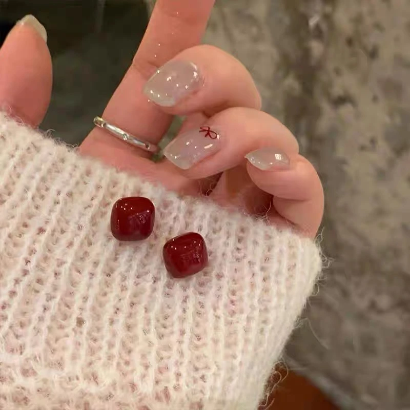 铜合金耳饰 叁拾【浆果】显白色复古高级感小轻奢百搭耳钉