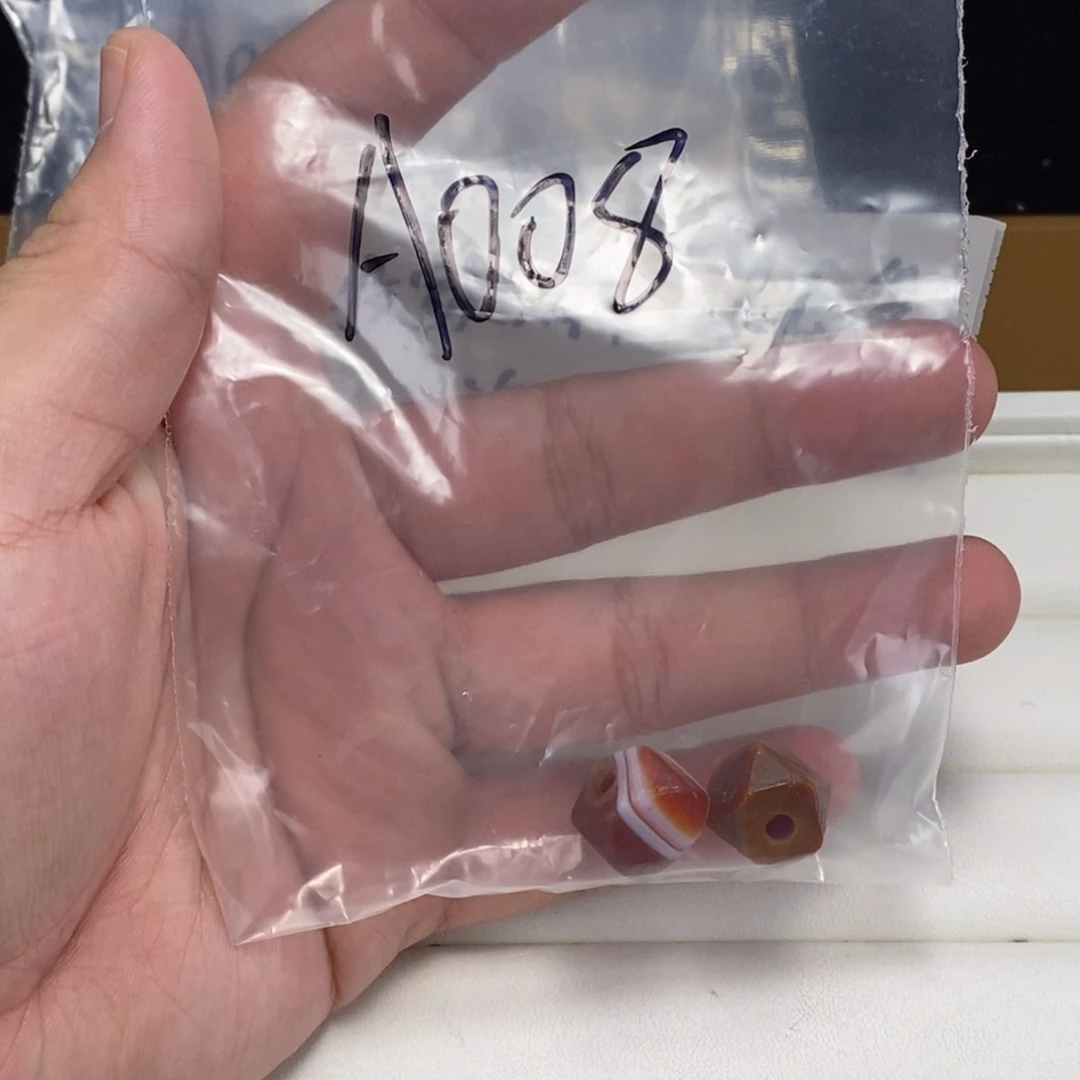 合金颈饰玛瑙/玉髓消*