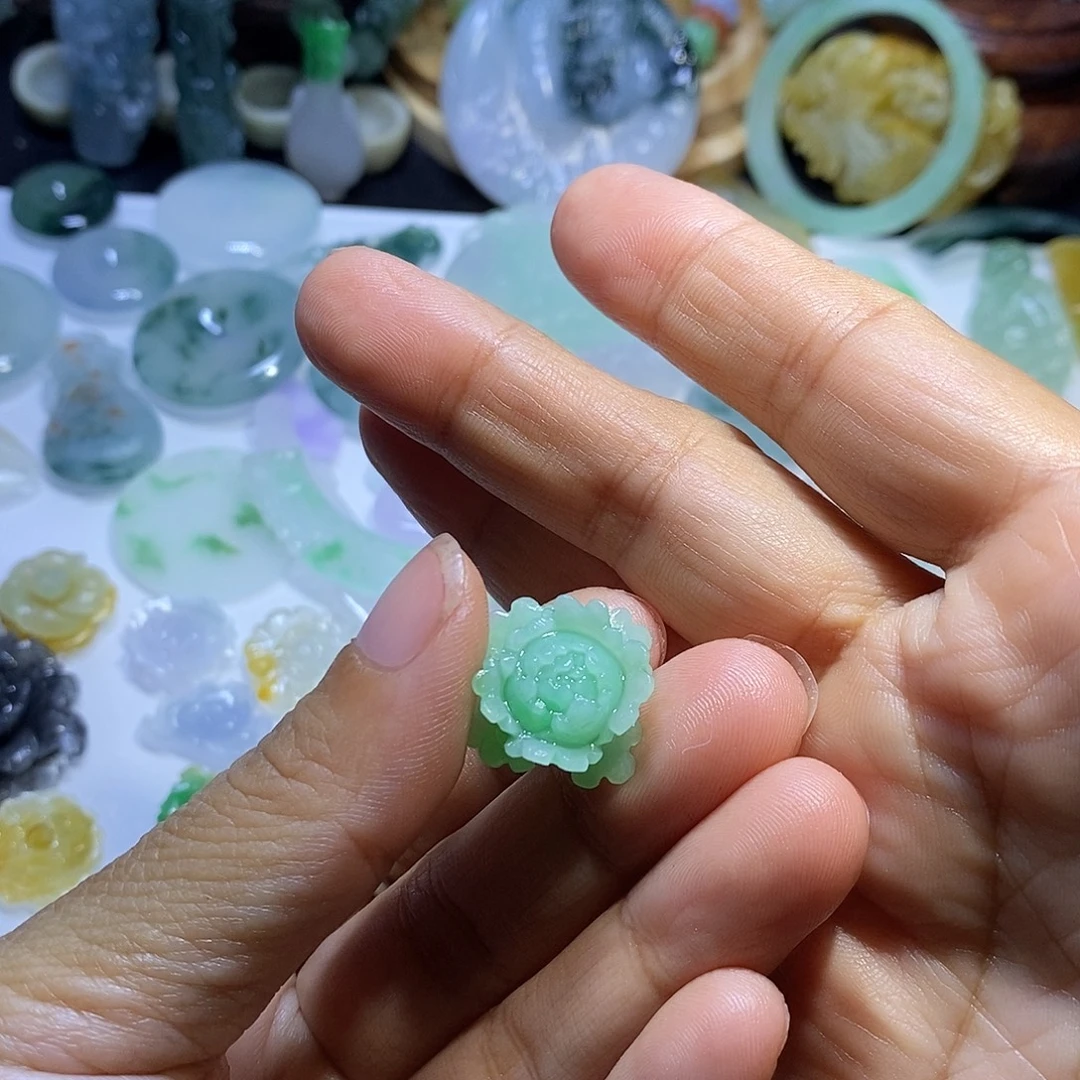 番***带未镶嵌定制翡翠花
