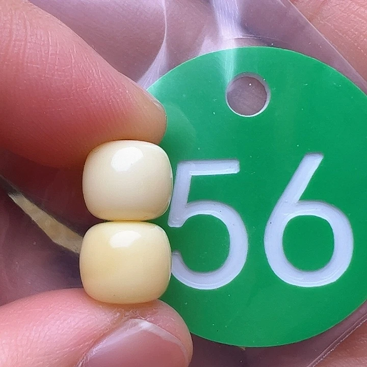 蜜蜡裸石未镶嵌9/8m m