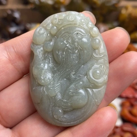 未镶嵌蛇纹石玉颈饰133