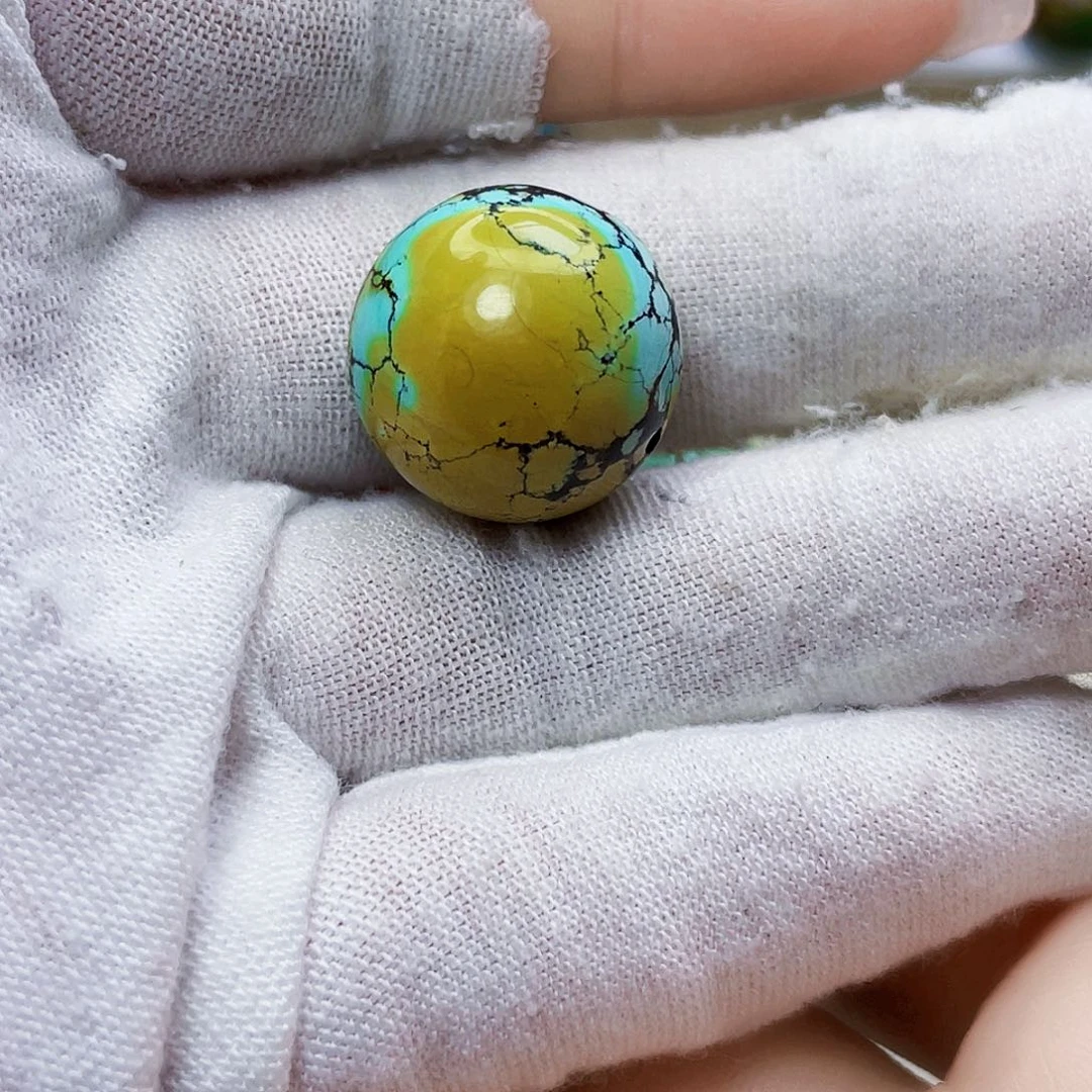 绿松石未镶嵌饰品