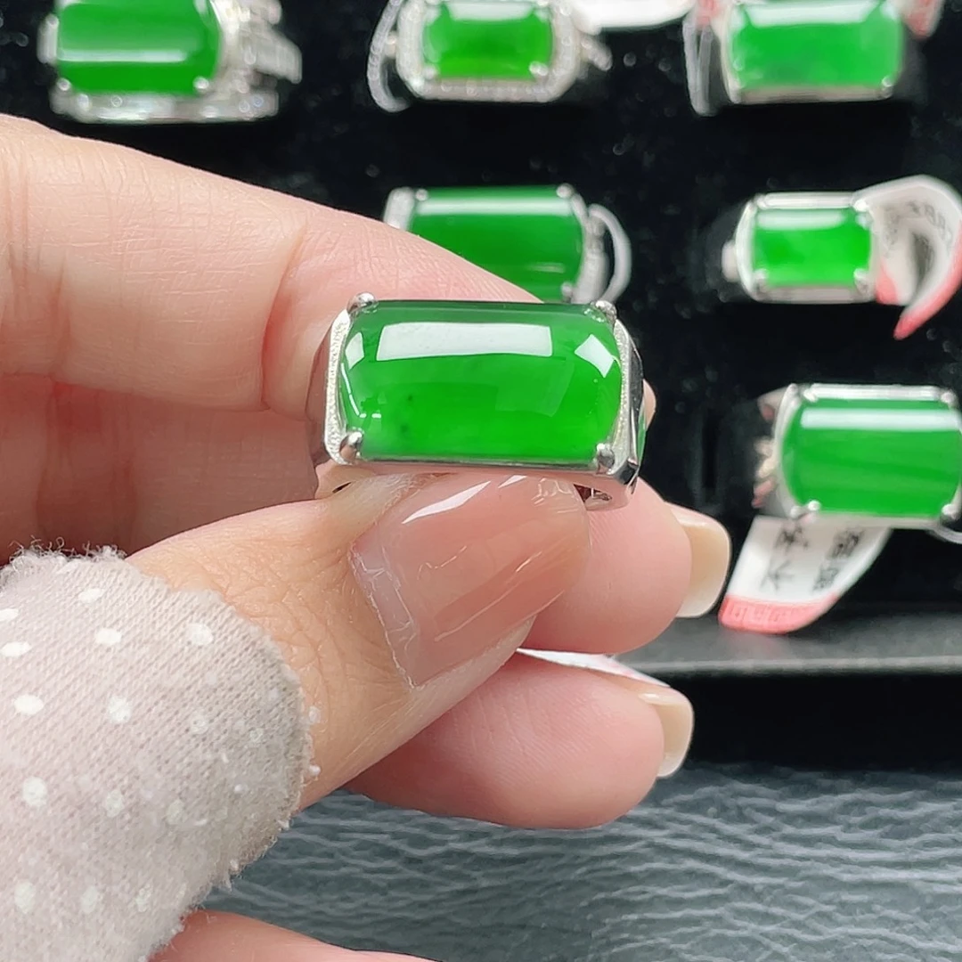 翡翠银S925镶嵌戒指天然A货翡翠没运费险3605