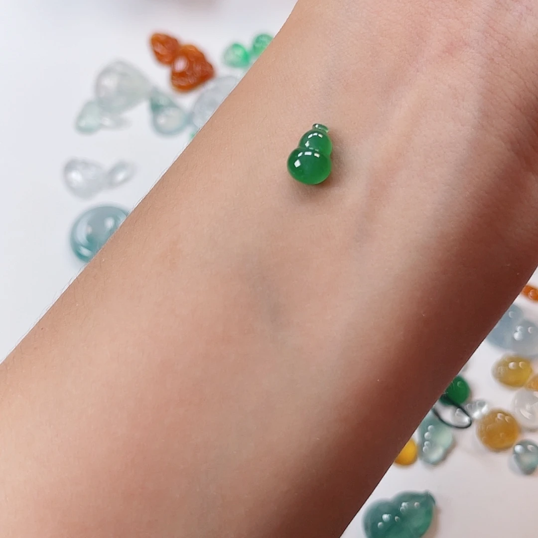 翡翠裸石纯天然A货缅甸翡翠