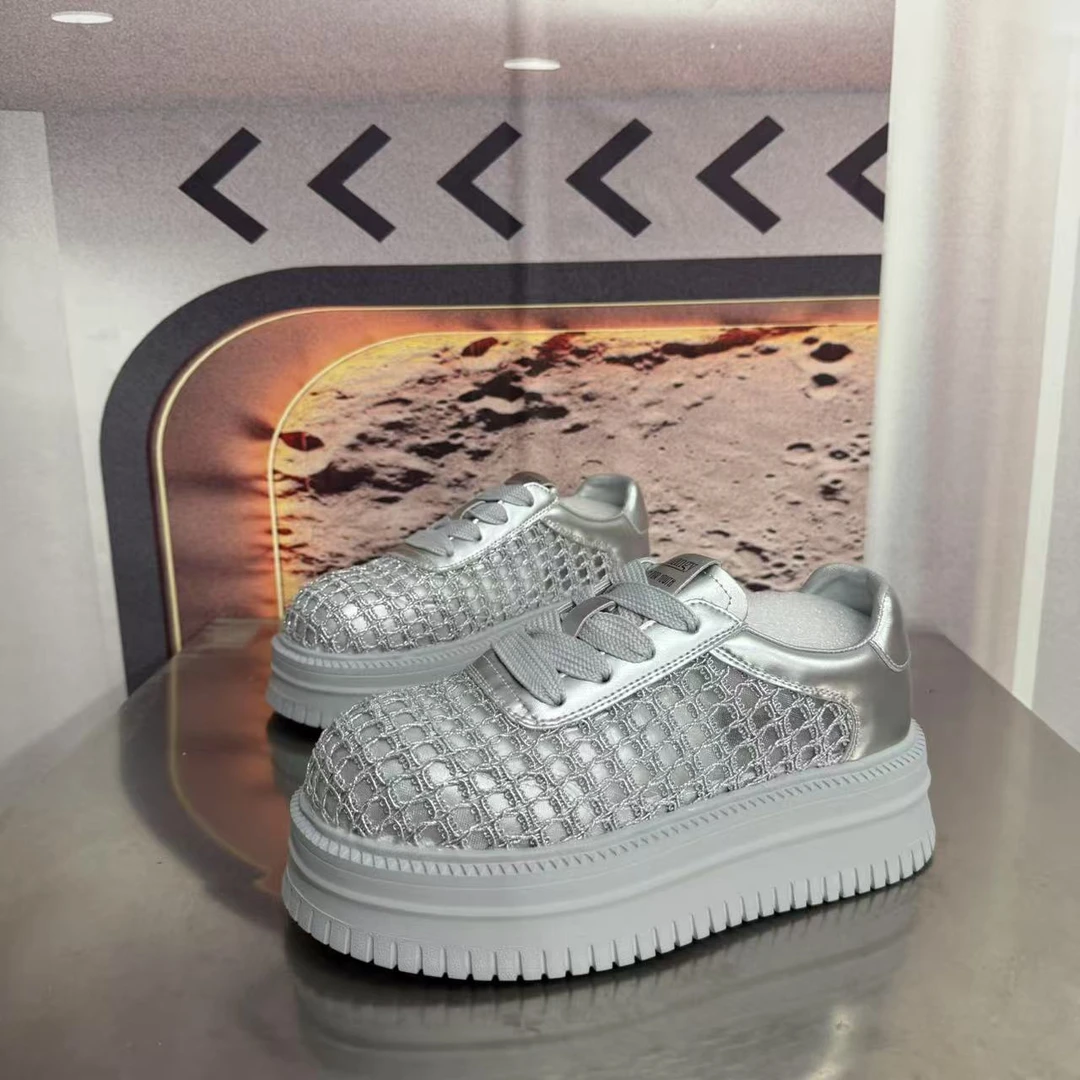 58032春夏新款2025圆头系带韩版简约休闲板鞋潮流百搭ins