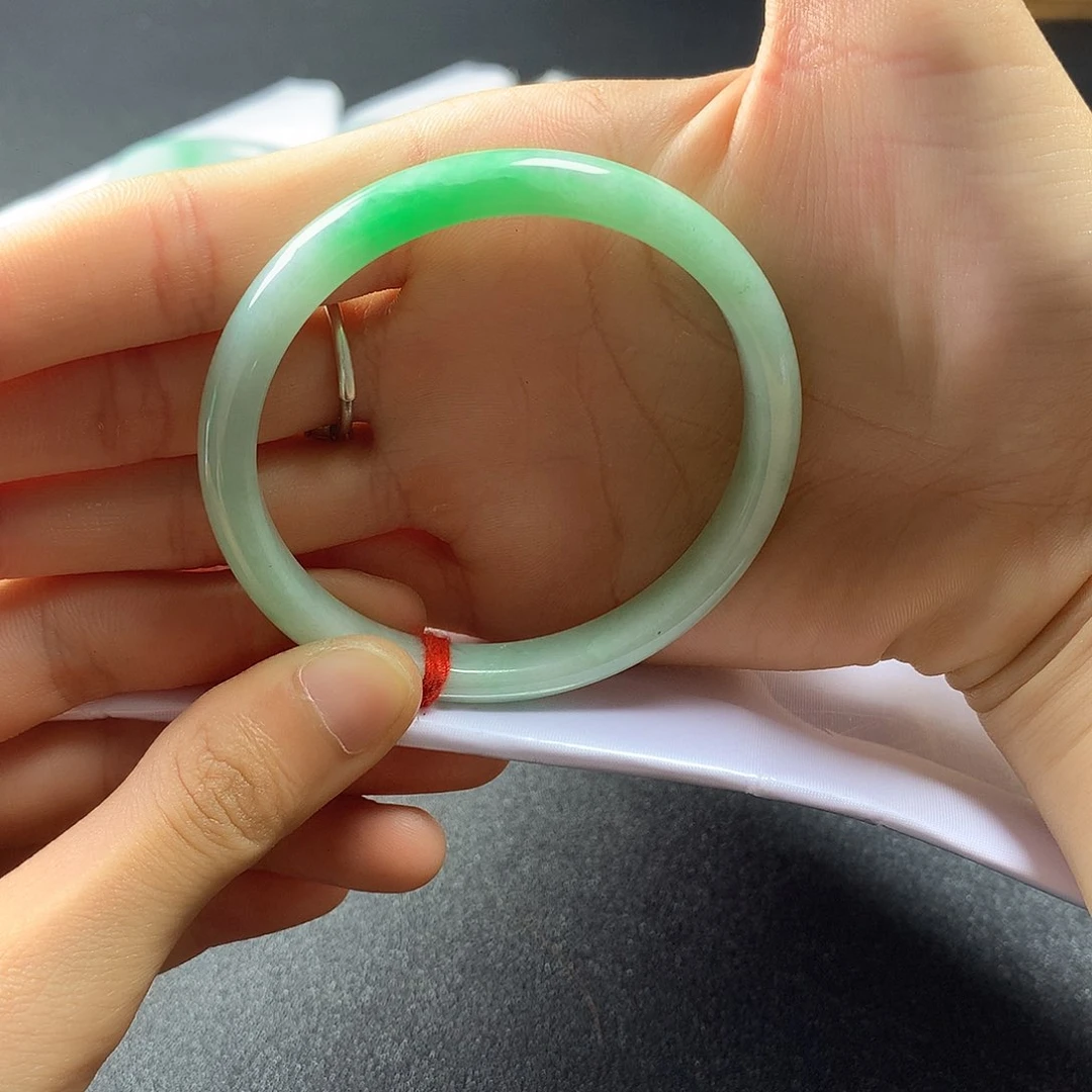 未镶嵌手镯翡翠福利