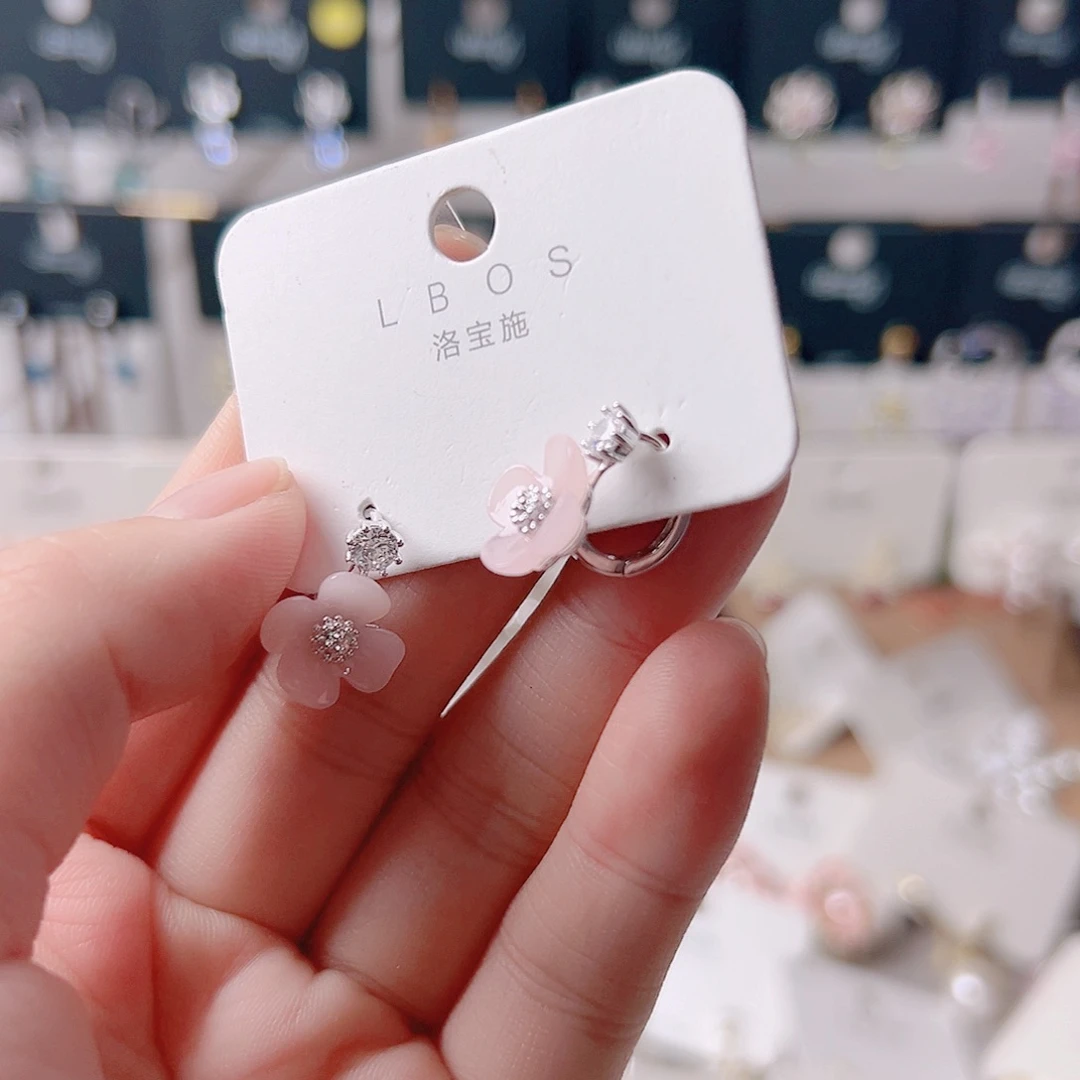 橘***u琉璃纯铜合金耳环的