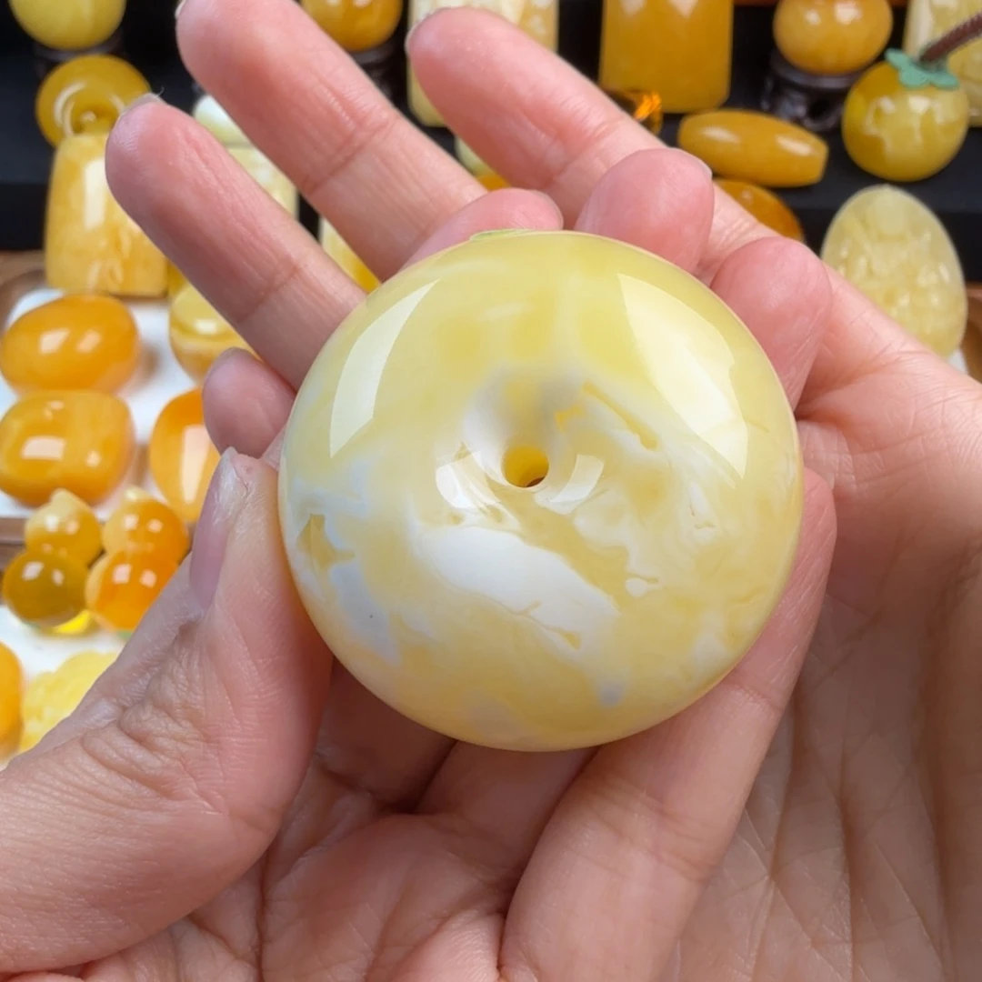 琥珀未镶嵌颈饰纯天然琥珀蜜蜡无优化