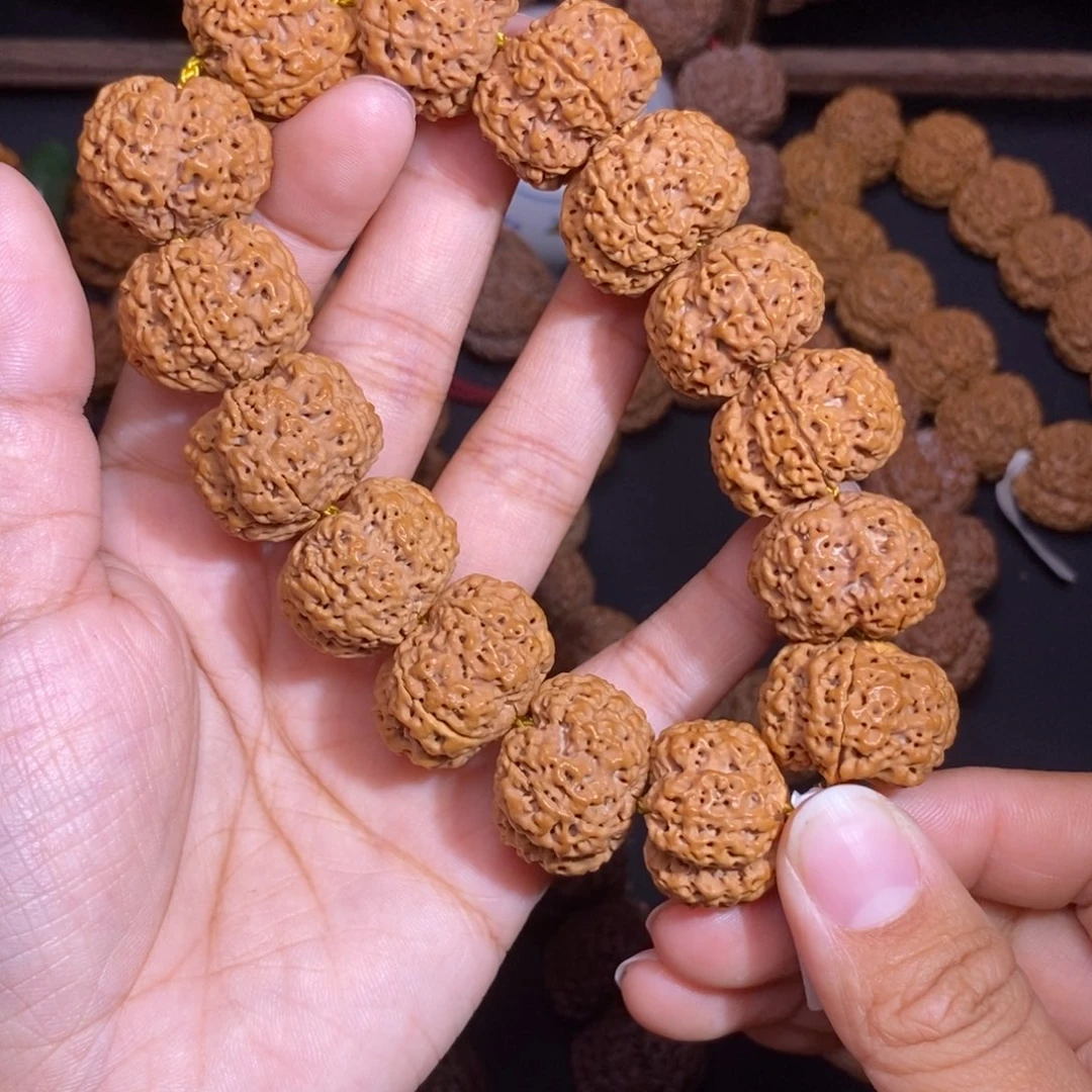 金刚菩提手串飞碟矮桩蜂王23mm