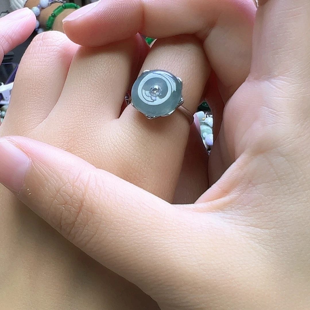 翡翠未镶嵌戒指99