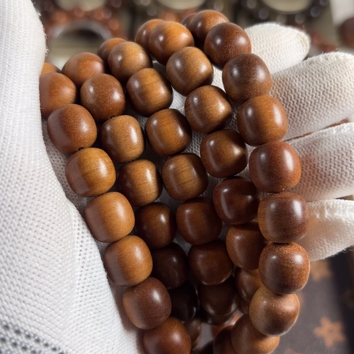 ღ***࿐檀香木1.4多圈108颗老山檀红肉奶香奶甜