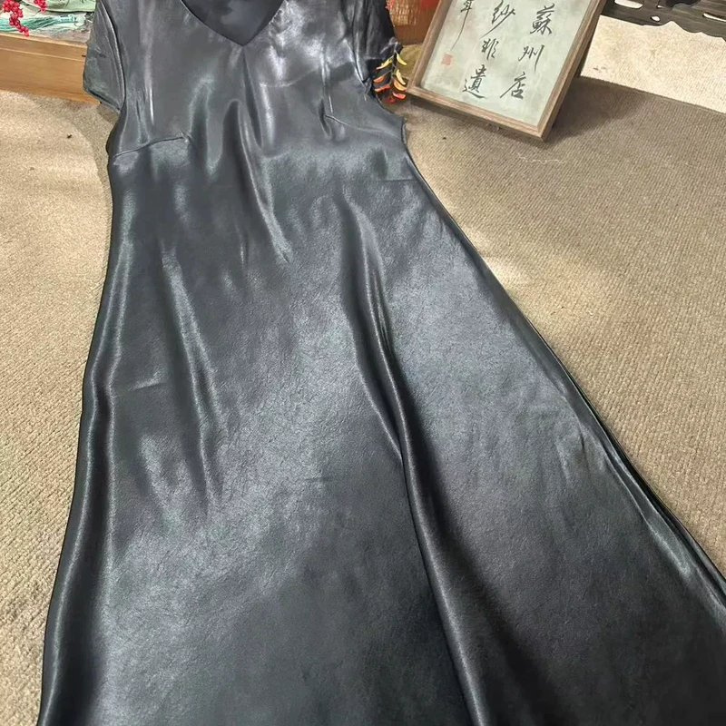 夏季新款新中式国风纯色重油缎鸡心领小飞袖遮肉显瘦连衣裙