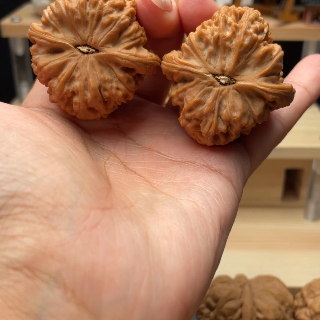 【闪购商品】文玩核桃把件胖*鹅12号精品小圆球