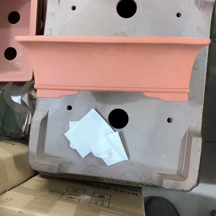 紫砂花盆猫*.紫砂的味道很好