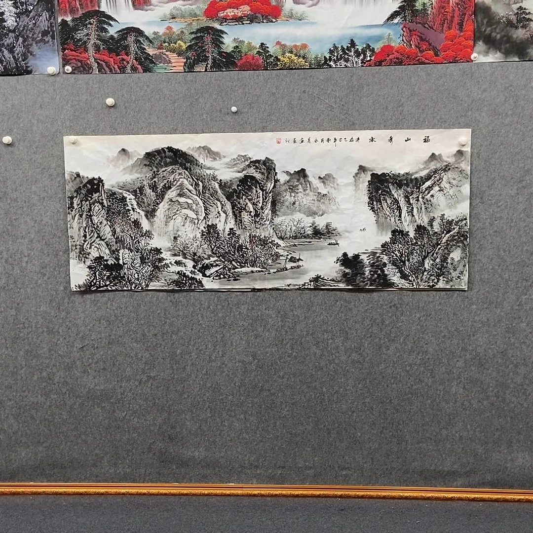 国画小六尺水墨山水一副