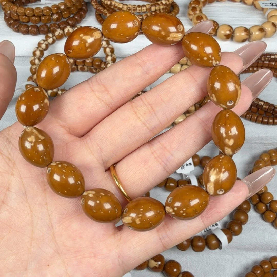 佩***哥紫金鼠吊坠枣珠wxt