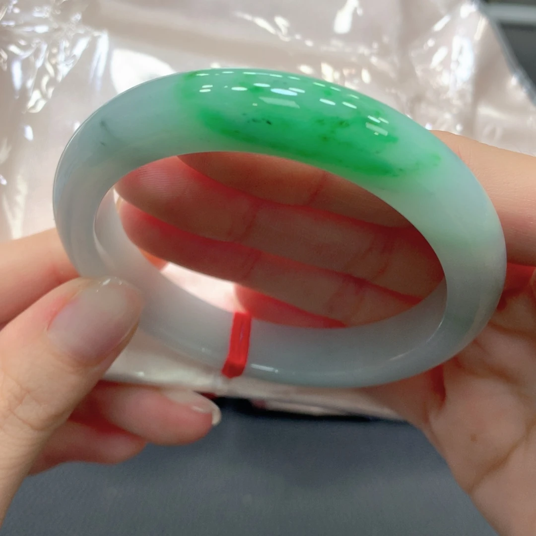 翡翠未镶嵌手镯16