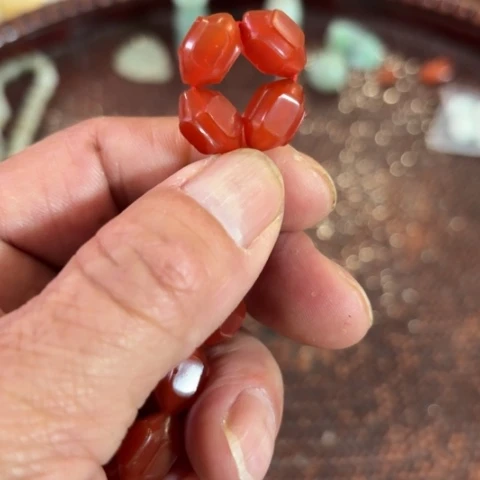 玛瑙/玉髓手链合金看*行