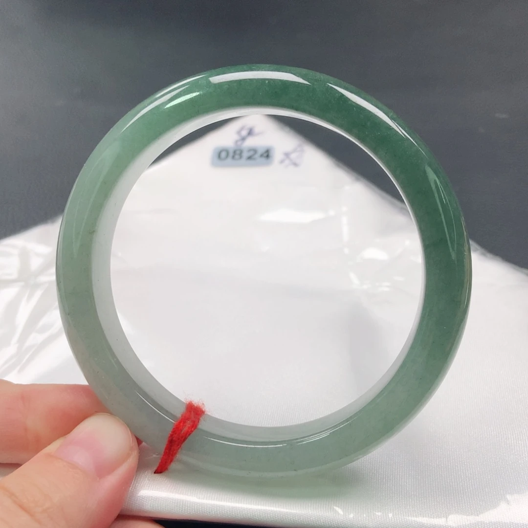 翡翠手镯未镶嵌0824号