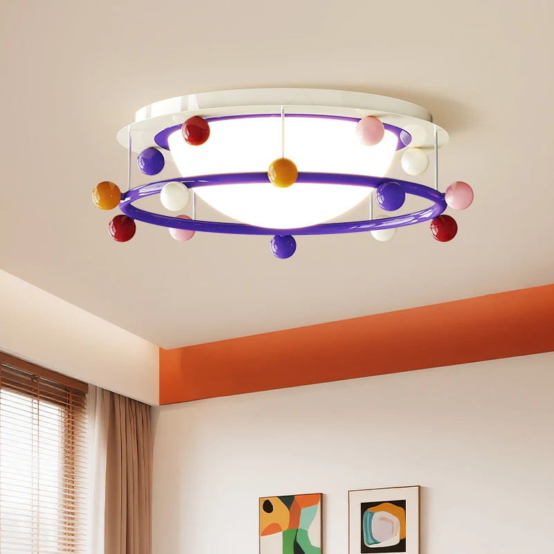 孟菲斯儿童房吸顶灯2025新款简约卡通男孩女孩彩色魔豆卧室护眼灯