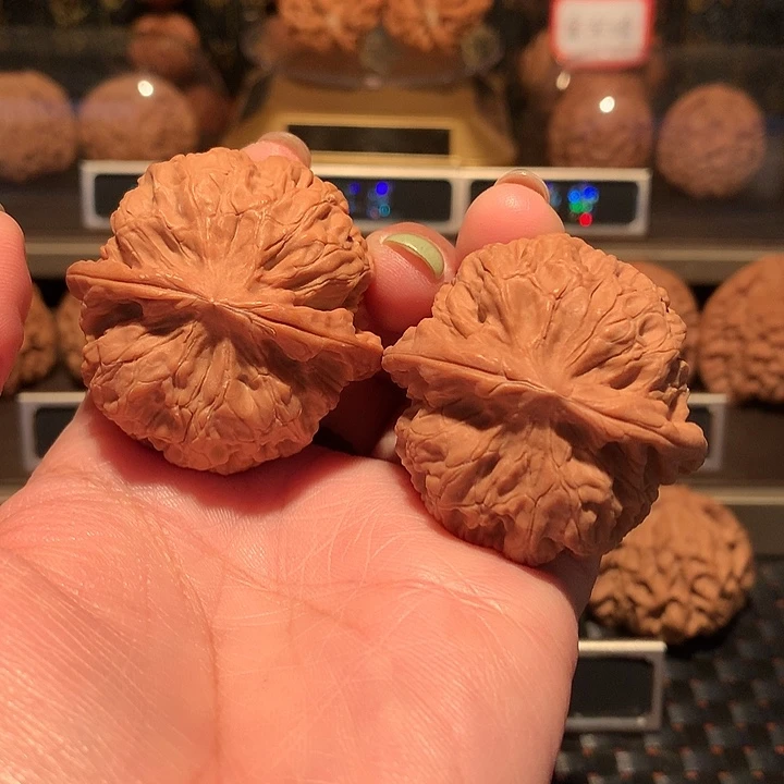 文玩核桃把件雪狮42尺全品