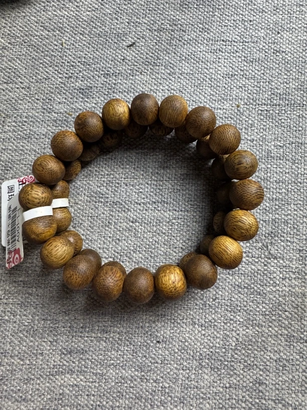 奇楠沉香 10 圆珠 6 克 多样性发一 A001