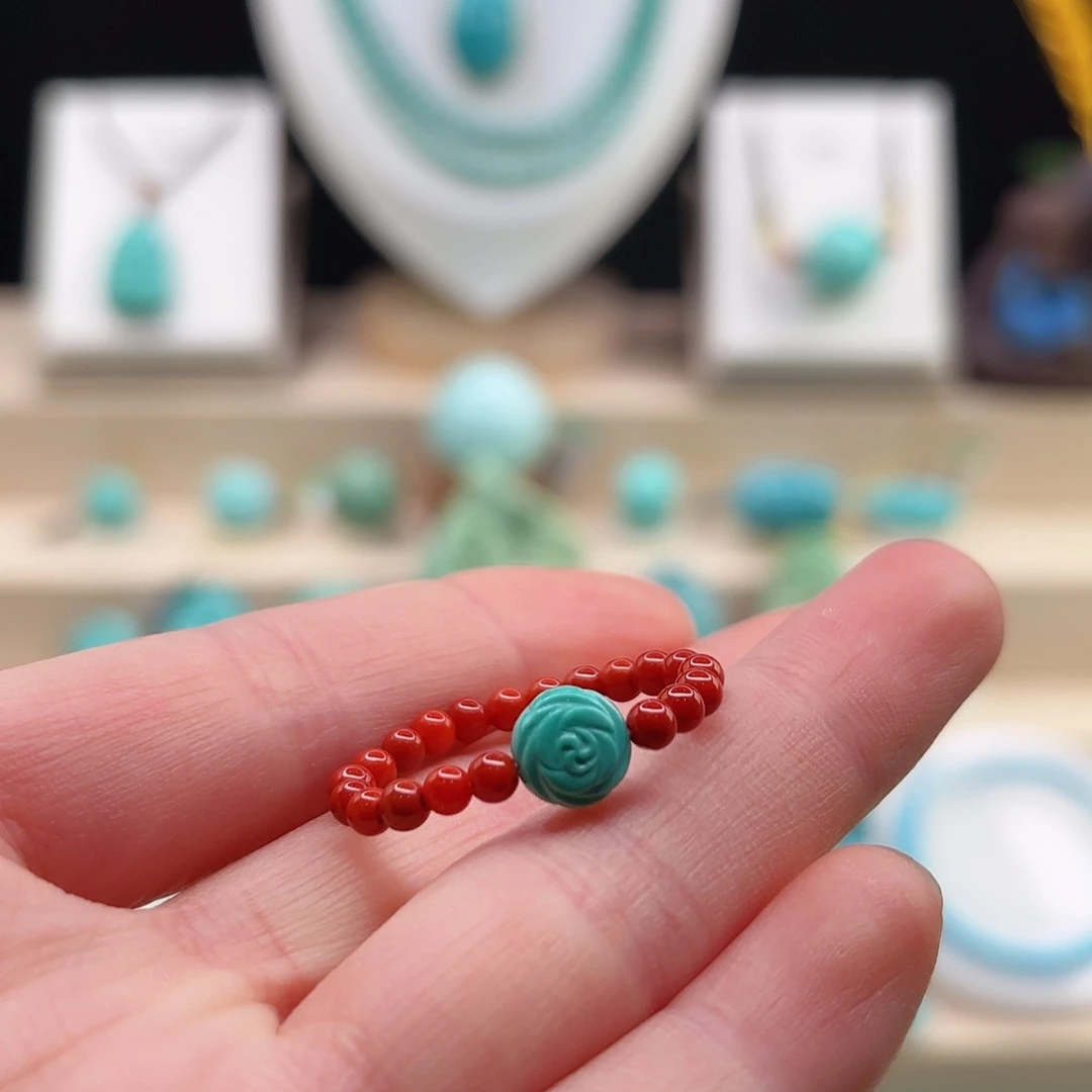 绿松石配饰未镶嵌