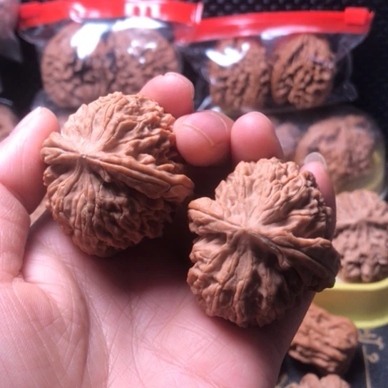 【闪购商品】核桃手串/手链皇冠文玩核桃