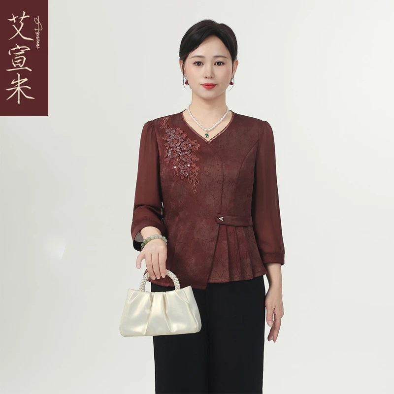 气质妈妈装2025早秋网纱袖刺绣上衣套装中老年女装贵气国风小衫