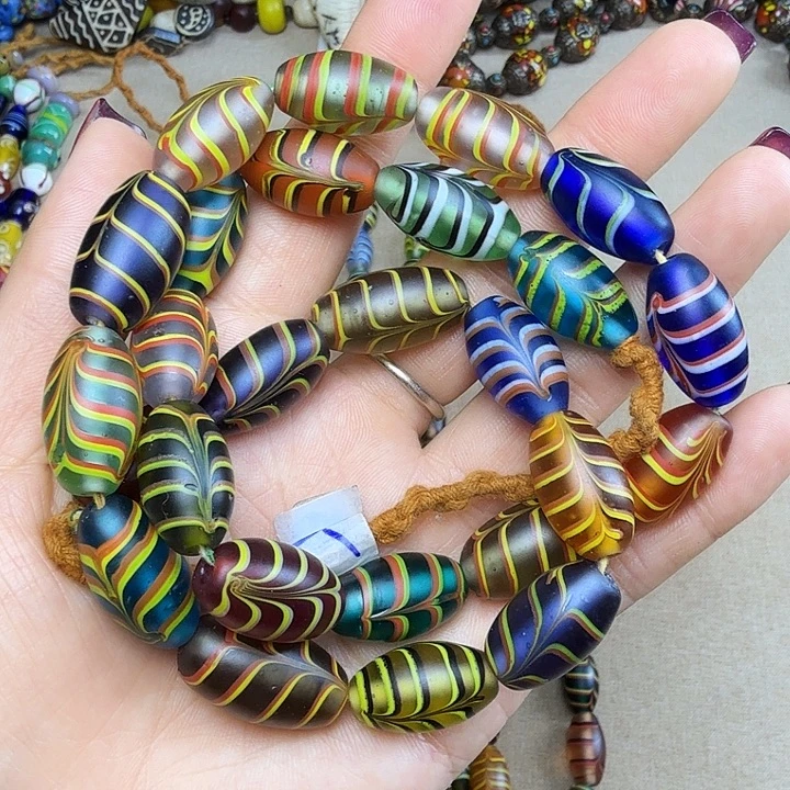 琉璃颈饰琉璃琉璃