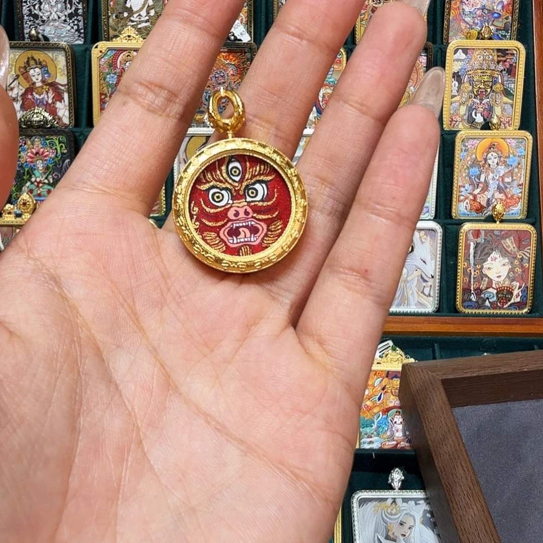 瑶****吊坠热贡纯手绘唐卡非遗文化