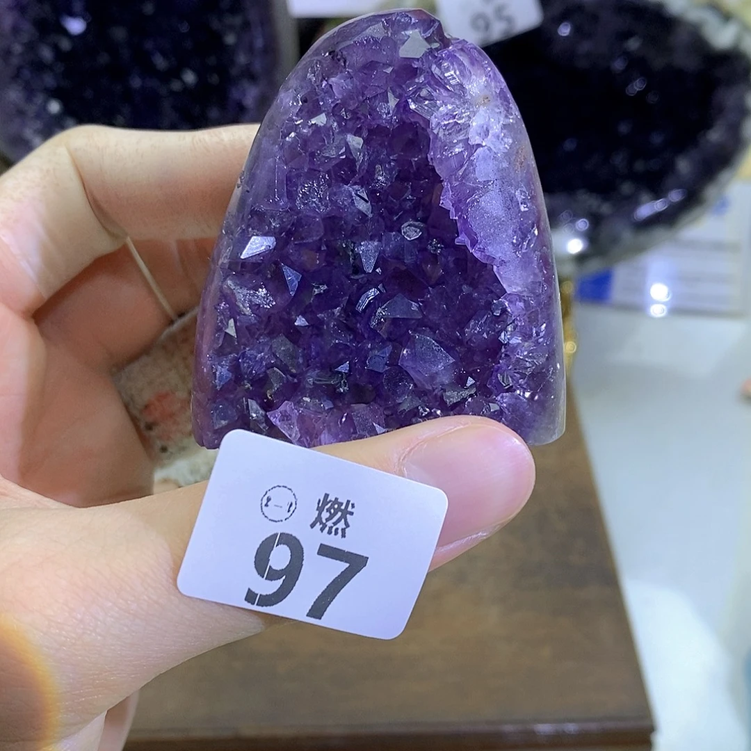 紫晶大型摆件（非配饰）未镶嵌