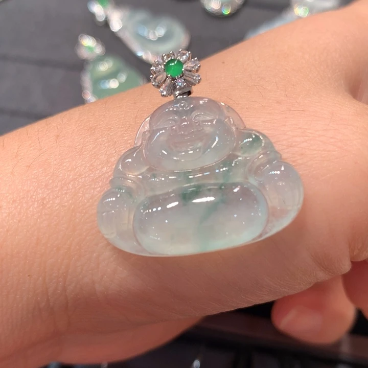 【闪购商品】翡翠18K金镶嵌颈饰翡翠