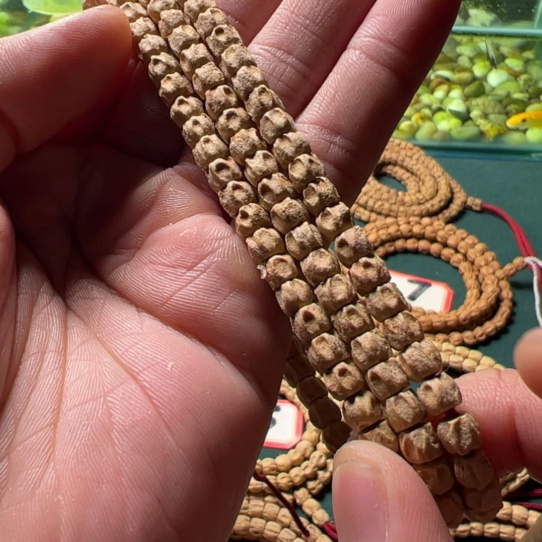 柏香籽/百香籽吊坠陆****画A18