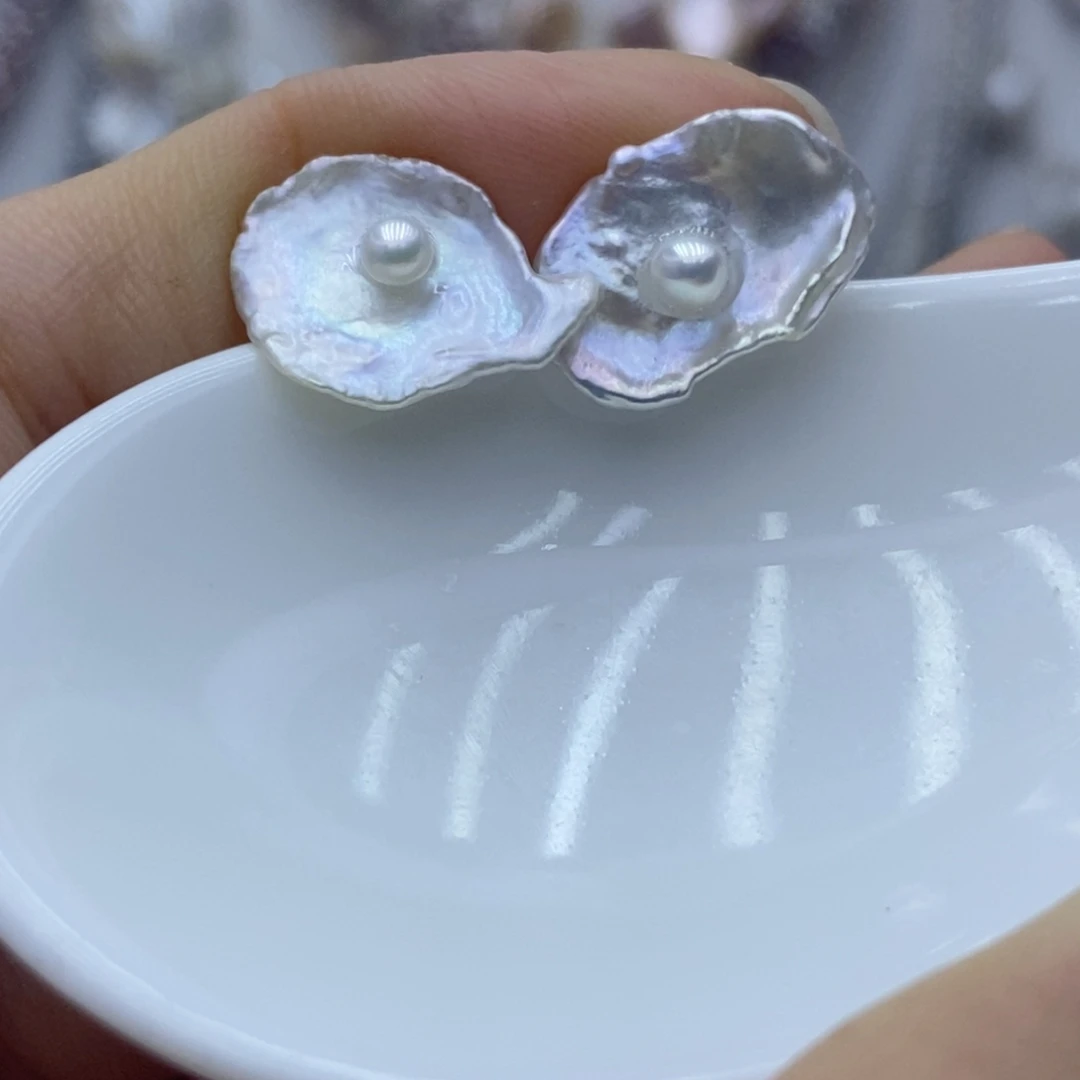 淡水珍珠银S925镶嵌耳饰