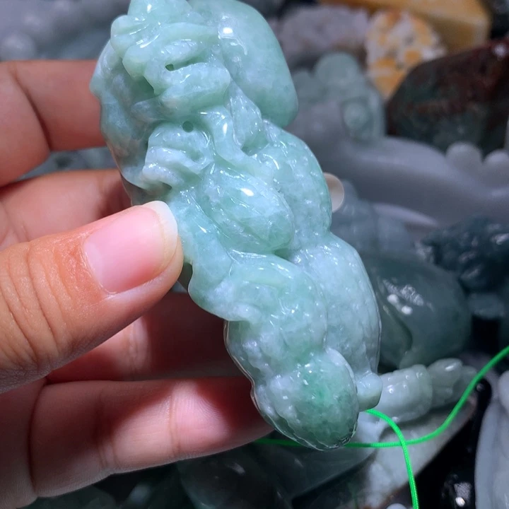 翡翠未镶嵌颈饰保真天然A货翡翠