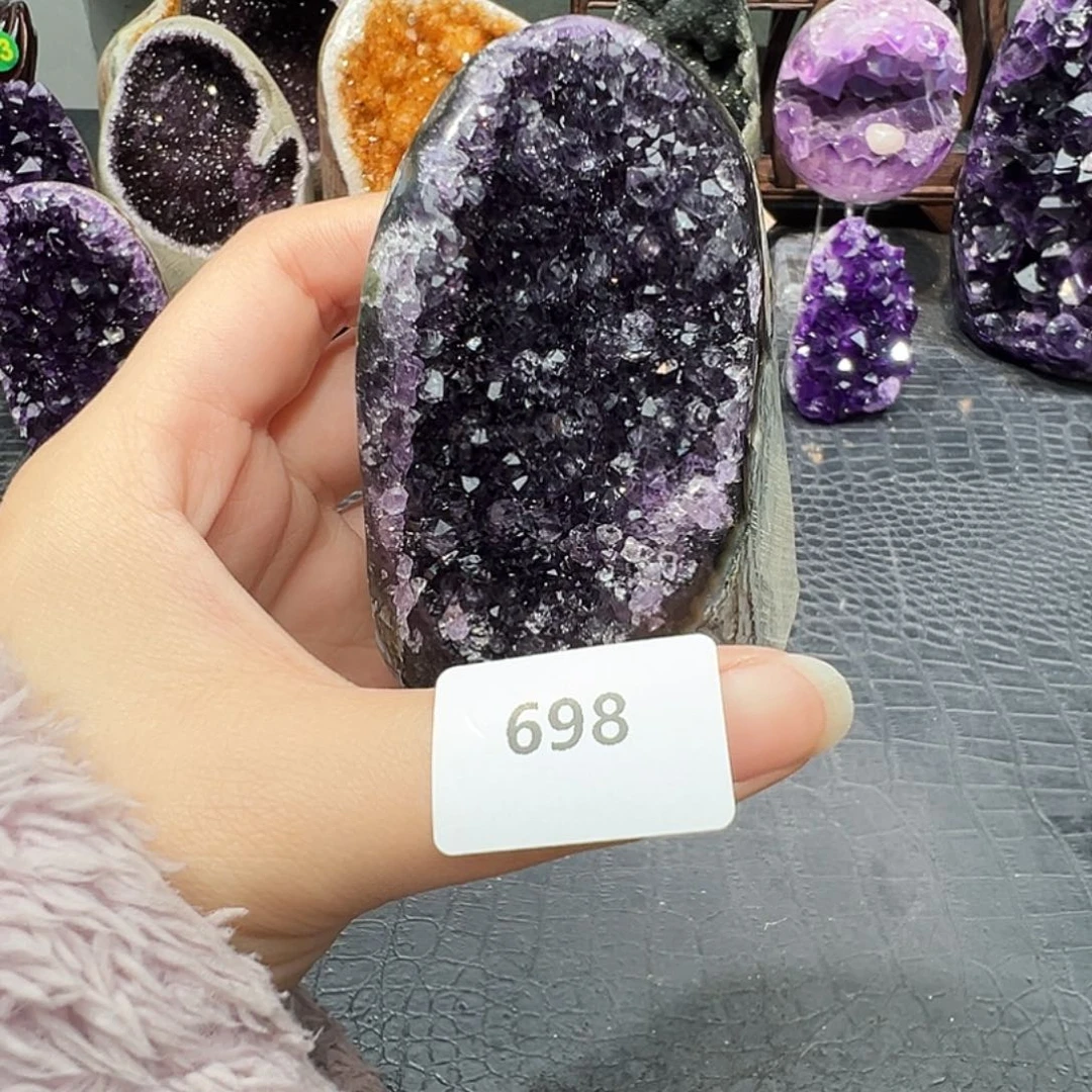 紫晶未镶嵌珠宝半成品