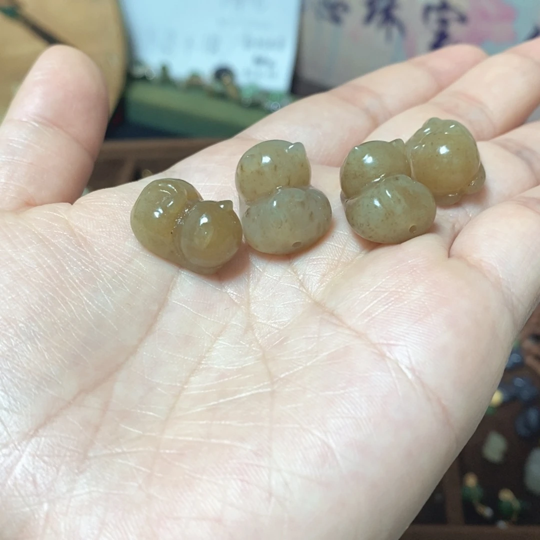 颈饰未镶嵌和田玉糖玉趴趴猫拍1发1多样性发货