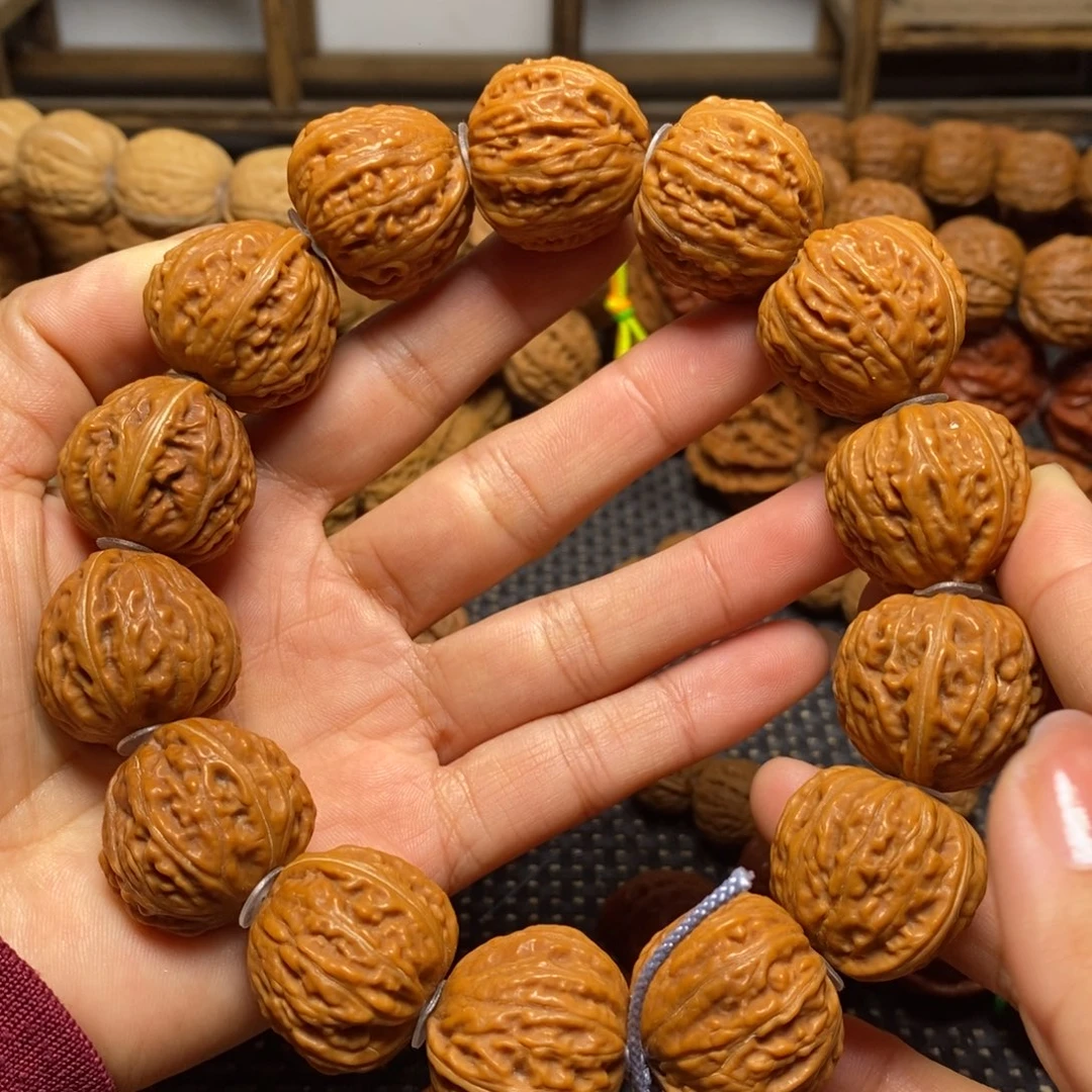 文玩核桃手串方墩手持