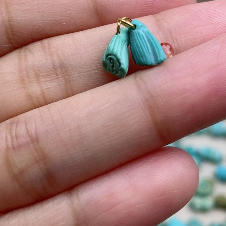 南红玛瑙未镶嵌珠宝奇石