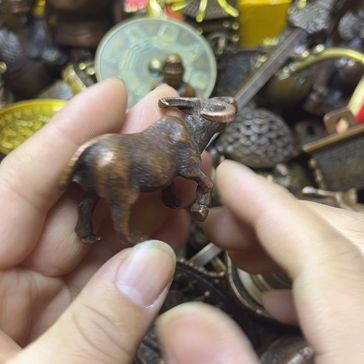 诚信经营精美铜器