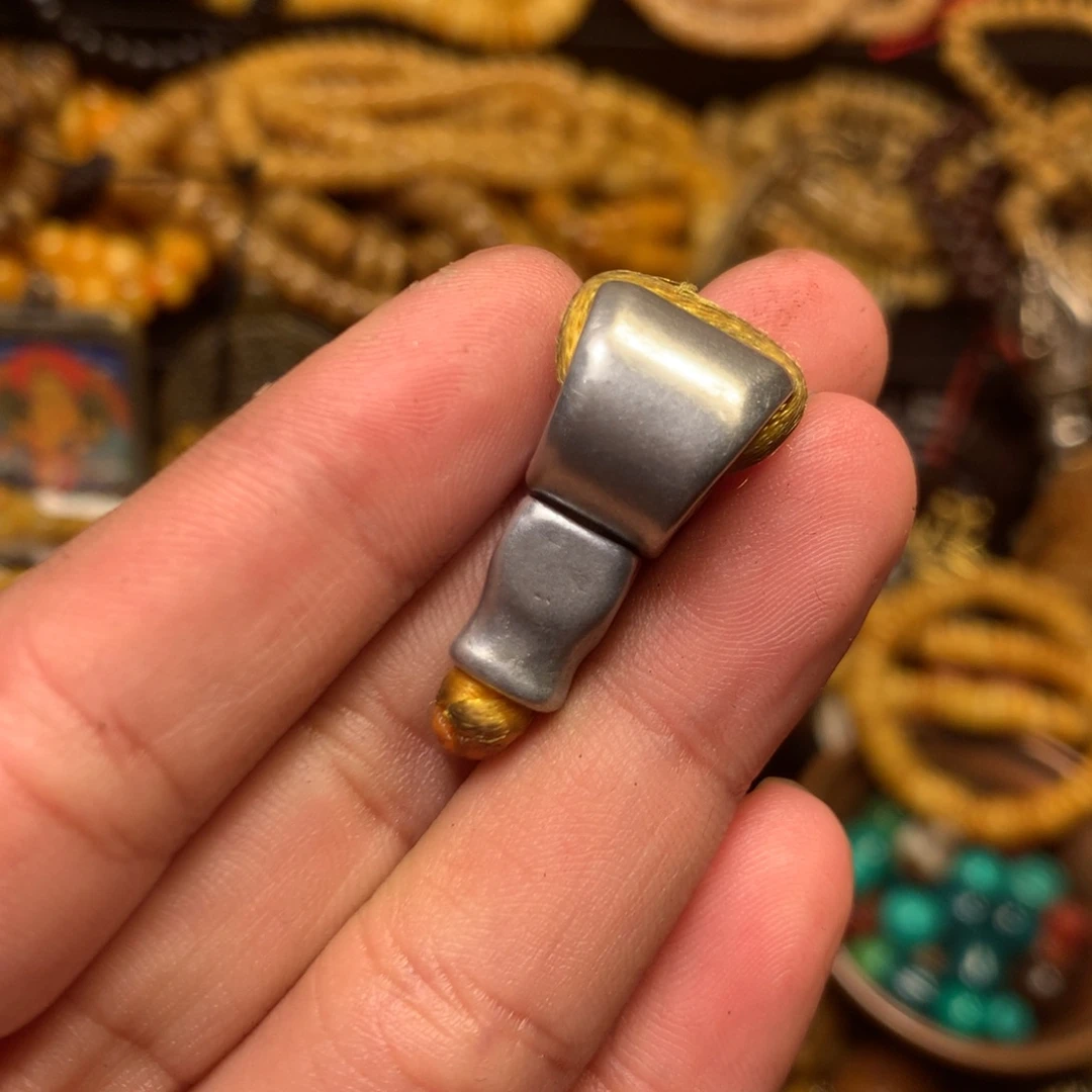 泥塑娘啦擦擦骰子