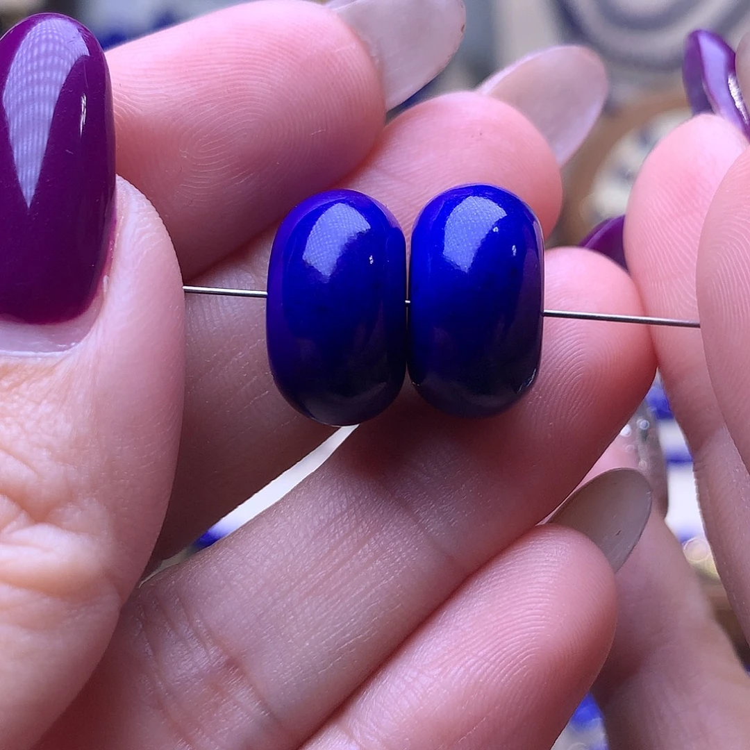 蚕***怪青金石未镶嵌16.2m2颗200