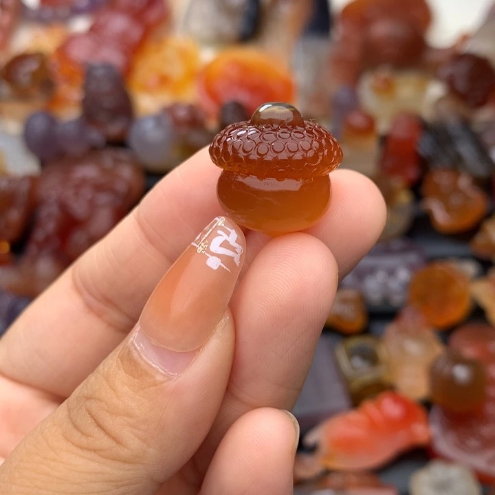 小***果玛瑙/玉髓颈饰未镶嵌